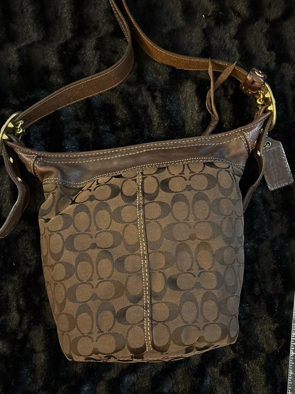 Coach stylish brown